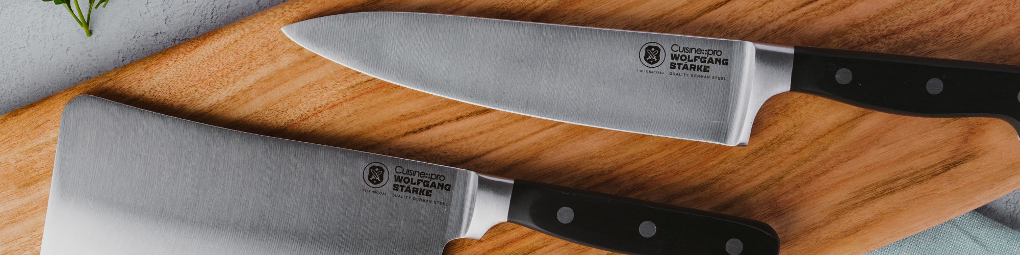 This best-selling  knife set is 62% off right now
