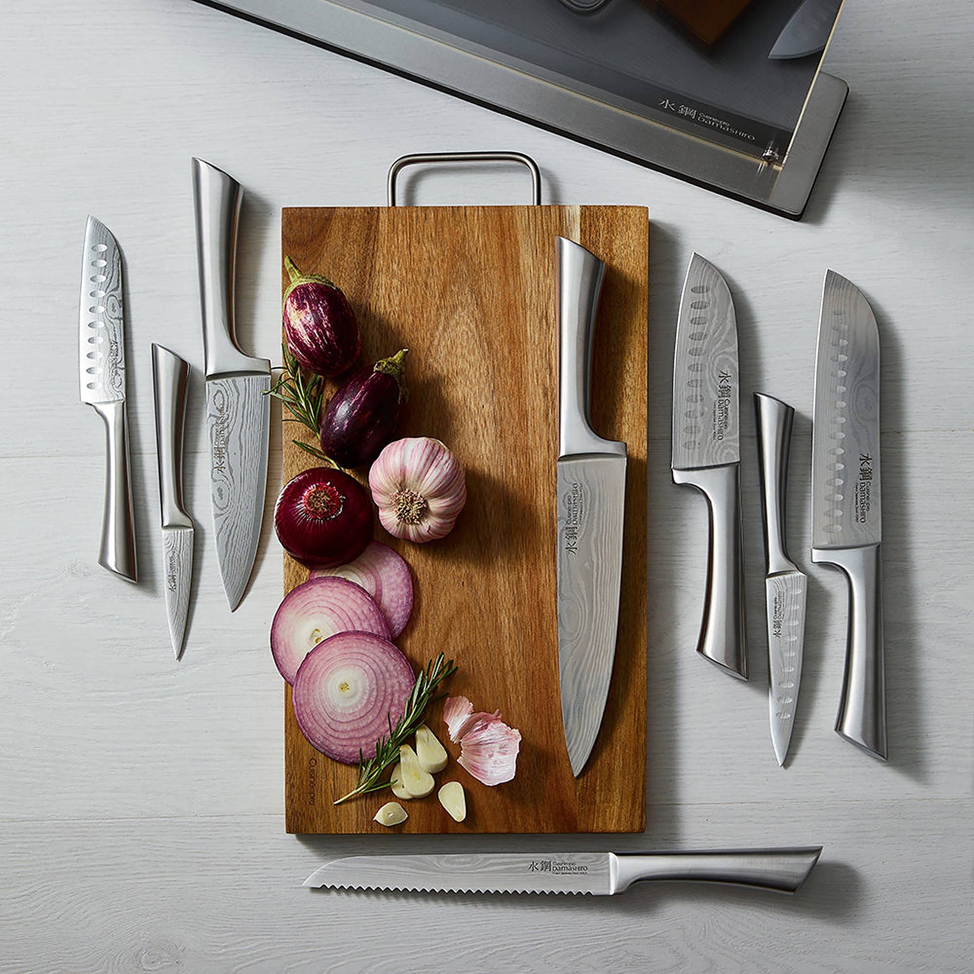 Cuisine::pro® Damashiro® Bodo 10-Piece Knife Block with Cutting Board